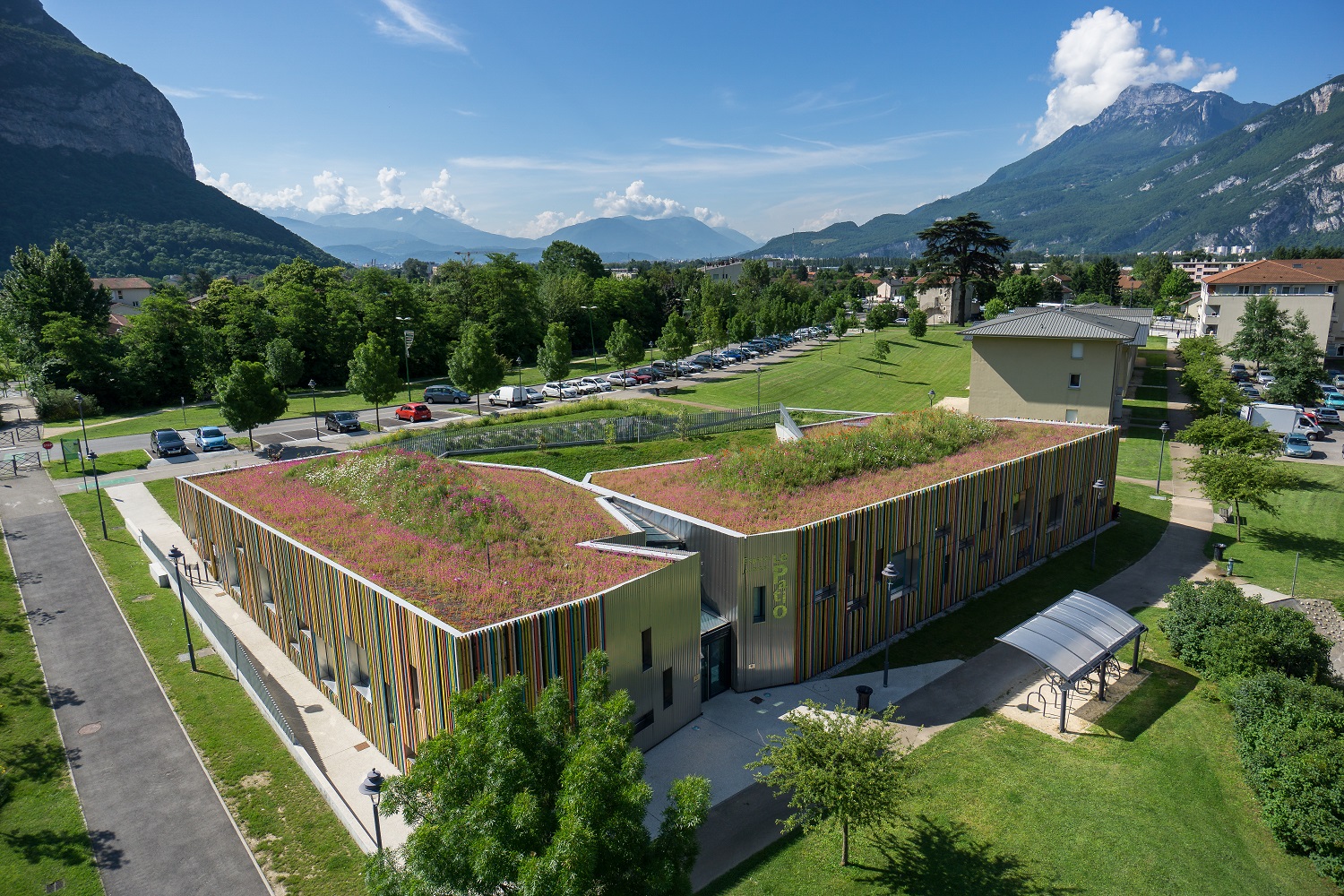 38_SAINT-EGREVE_Espace-jeunesse_prairie-fleurie-7