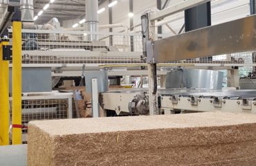 Photo de l'entreprise FBT PR, panneaux thermo-acoustique en paille de riz de Camargue