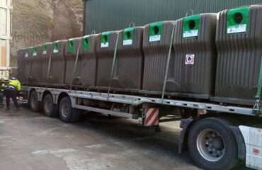 Photo de l'entreprise Complementerre38 qui propose du matériel reconditionné pour la collecte de déchets